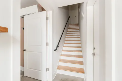 $995,500 | 701 Taylor Street, Nashville, TN 37208