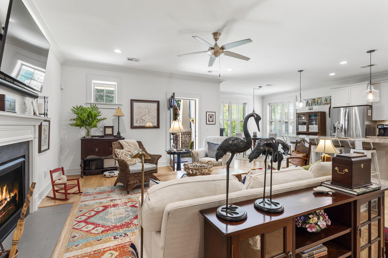 631 Beaten Path Charleston, SC 29412 - Photo 17 of 50 Living room