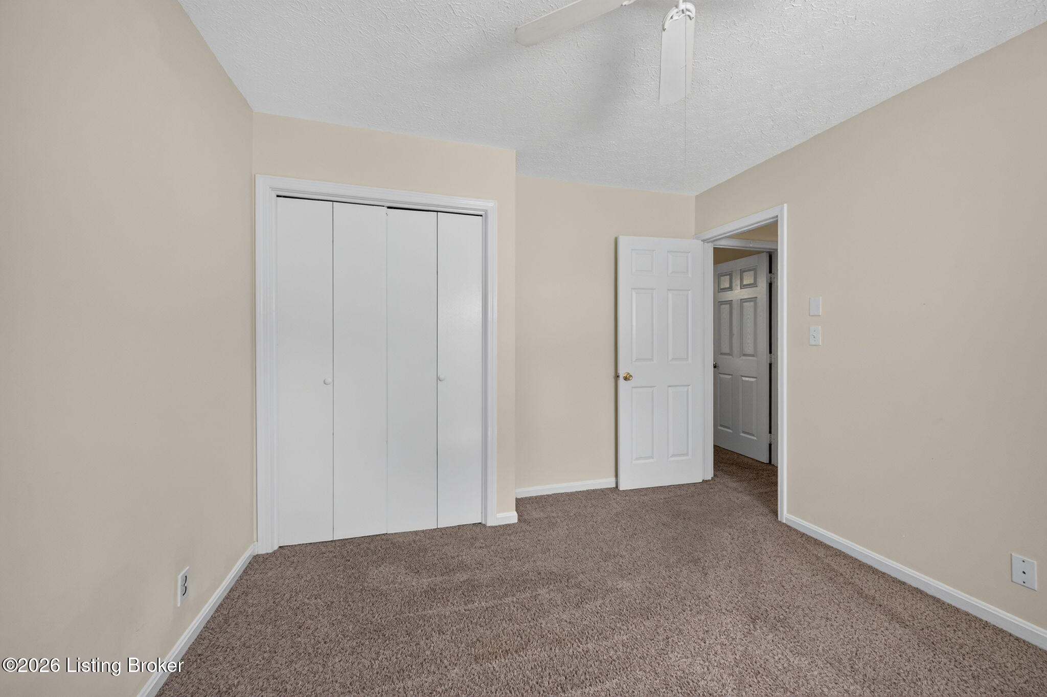 6705 Robin Road Crestwood, KY 40014 - Photo 11 of 23 25-web-or-mls-6705-robin-rd
