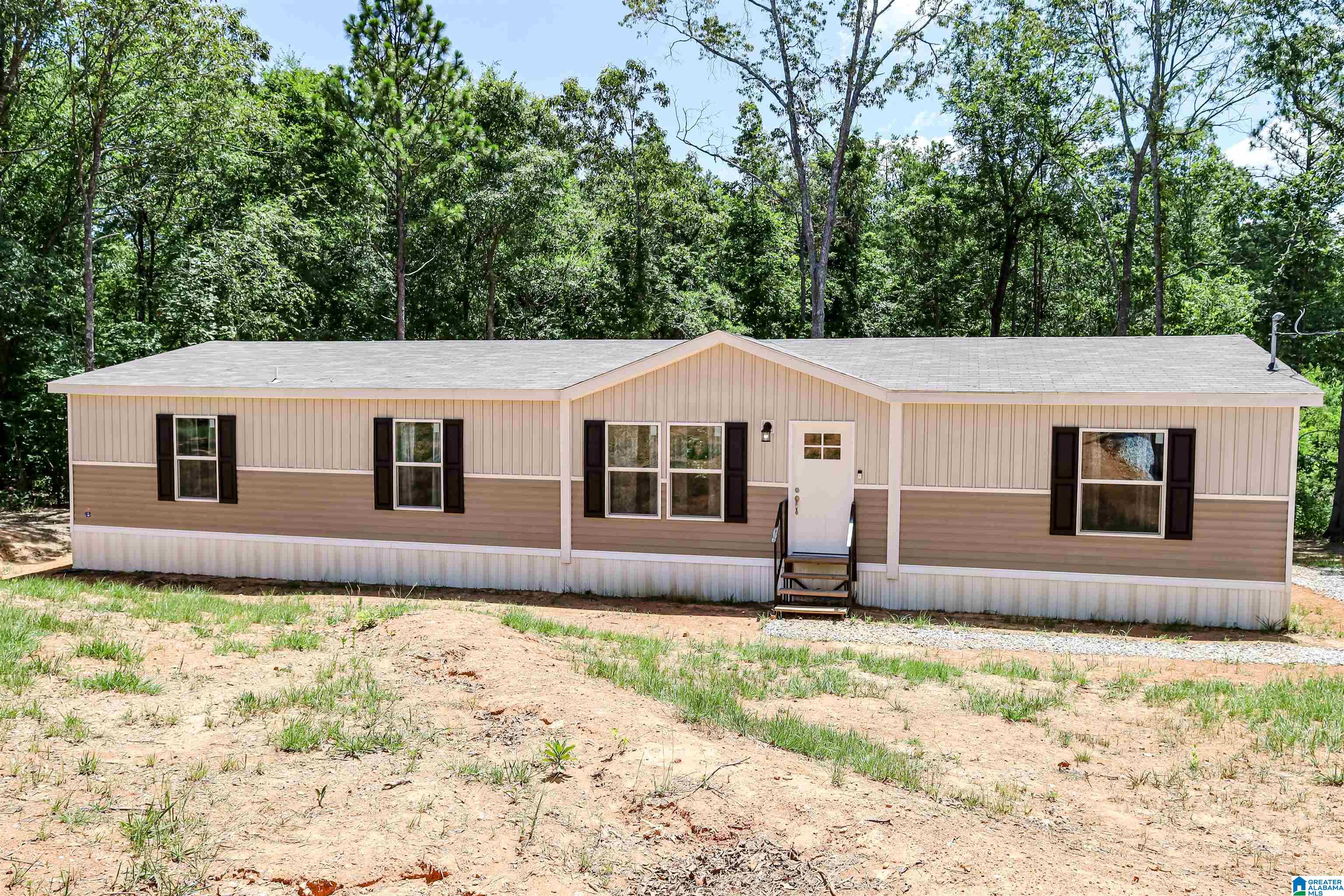 264 ROLLING Hls Lane Munford, AL 36268 - Photo 1 of 37