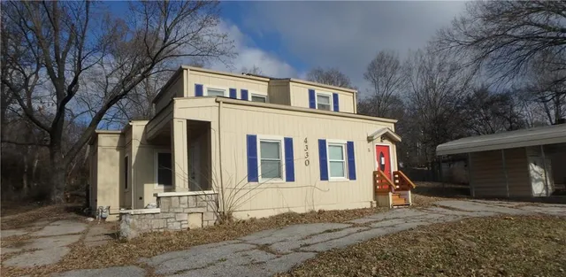 $199,900 | 4330 Merriam Drive, Shawnee, KS 66203
