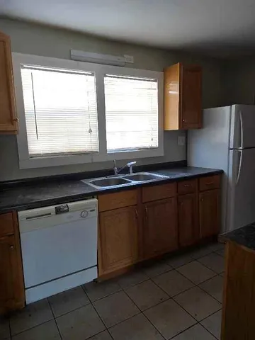 $199,900 | 4330 Merriam Drive, Shawnee, KS 66203