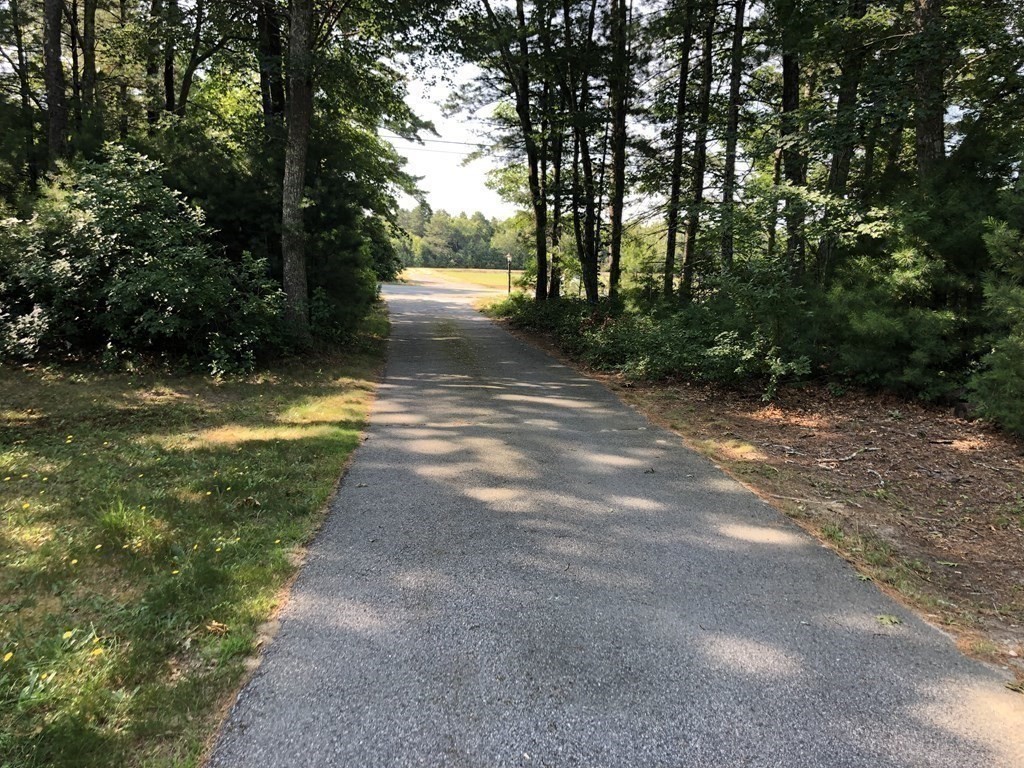 617 Marys Pond Road Rochester, MA 02770 - Photo 5 of 27