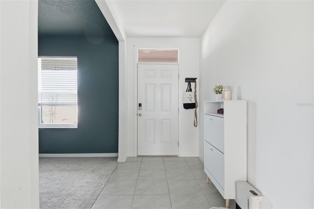 3844 Sunny Spring Street Plant City, FL 33565 - Photo 7 of 26 a view of an empty room