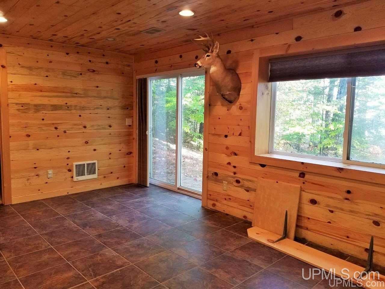 11000 Lily Lk Road Manistique, MI 49854 - Photo 22 of 34
