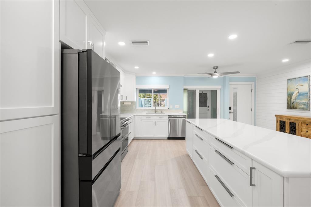 328 Boca Ciega Point Boulevard South St. Petersburg, FL 33708 - Photo 26 of 68