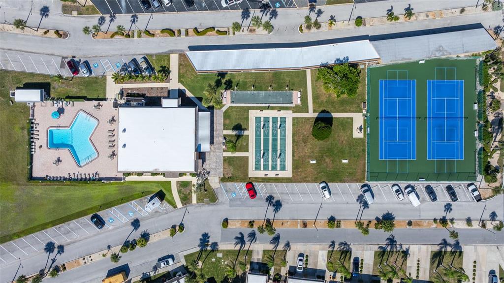 328 Boca Ciega Point Boulevard South St. Petersburg, FL 33708 - Photo 3 of 68