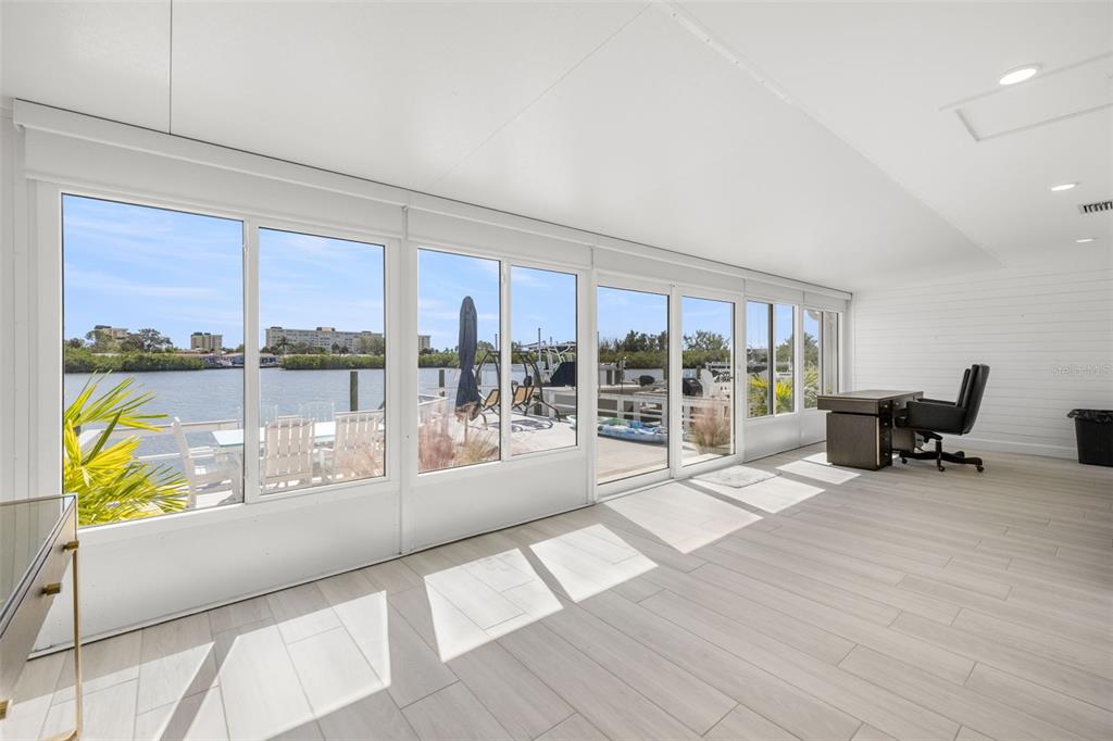 328 Boca Ciega Point Boulevard South St. Petersburg, FL 33708 - Photo 9 of 68