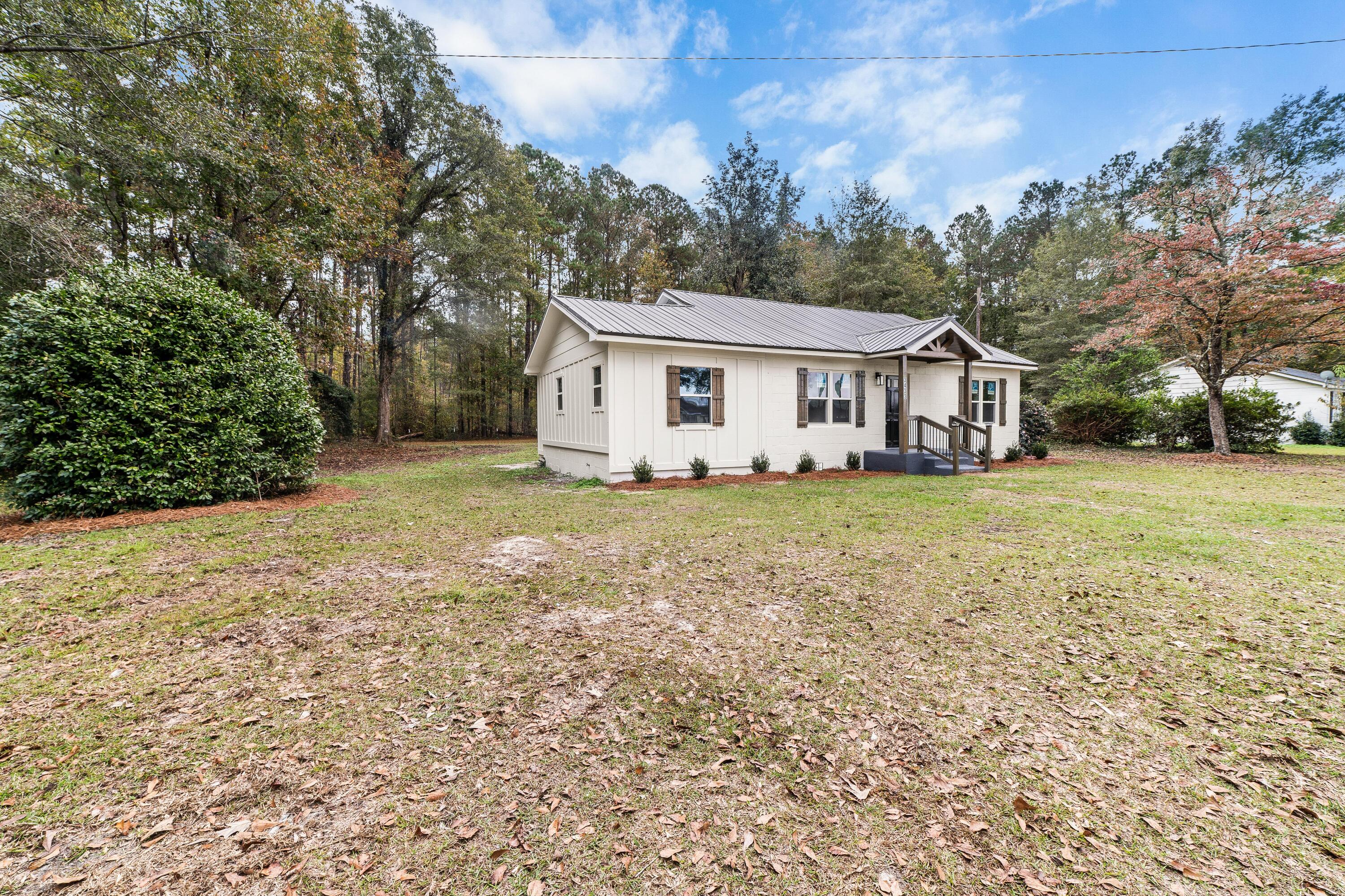 3433 Cannon Bridge Road Cordova, SC 29039 - Photo 3 of 25 IMG_3116