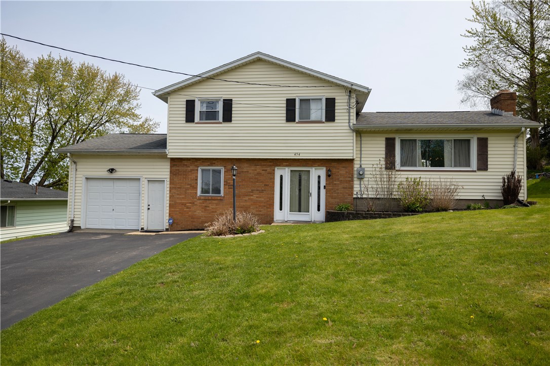454 Pardee Road Irondequoit, NY 14609 - Photo 1 of 1