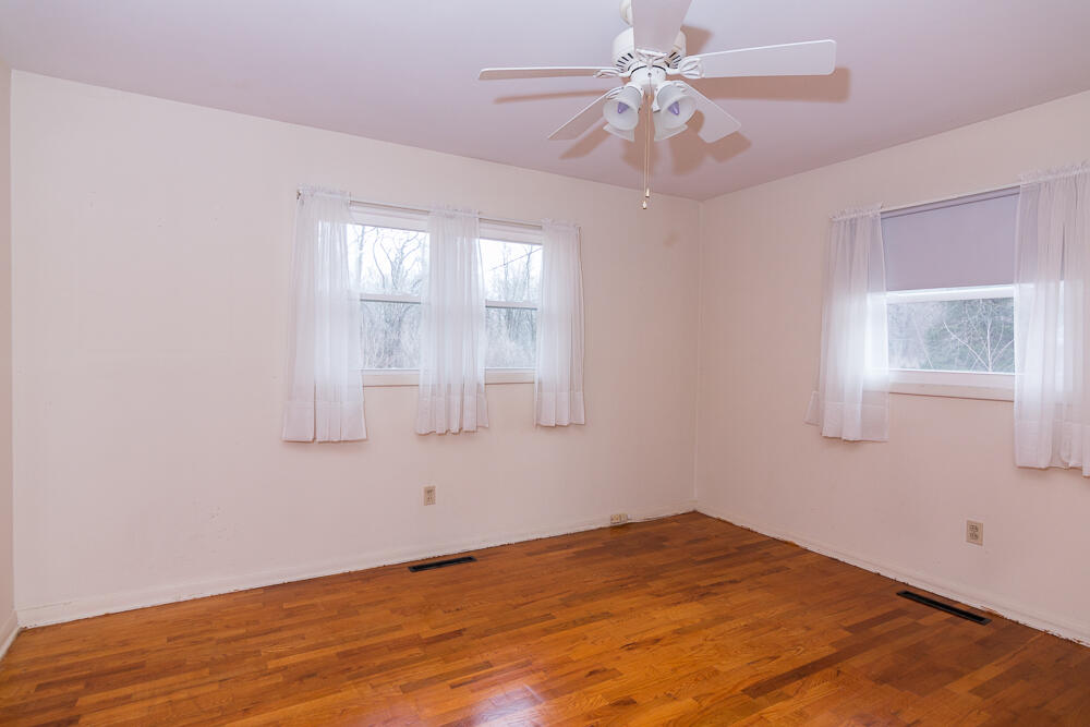 6206 Morgan Road Battle Creek, MI 49017 - Photo 11 of 27 Gallery Image 11