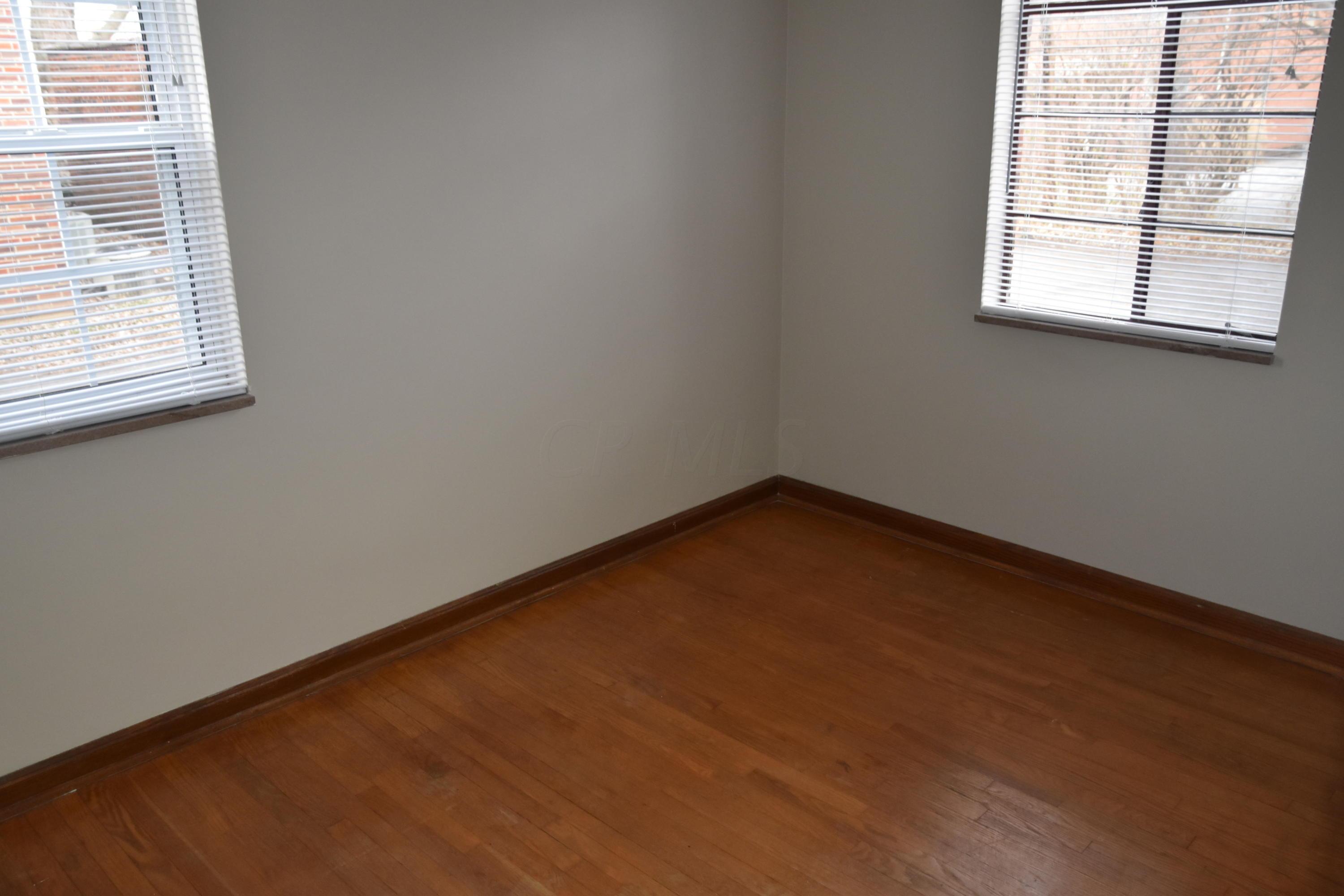 2098 Ridgeview Road, Unit A Columbus, OH 43221 - Photo 16 of 19