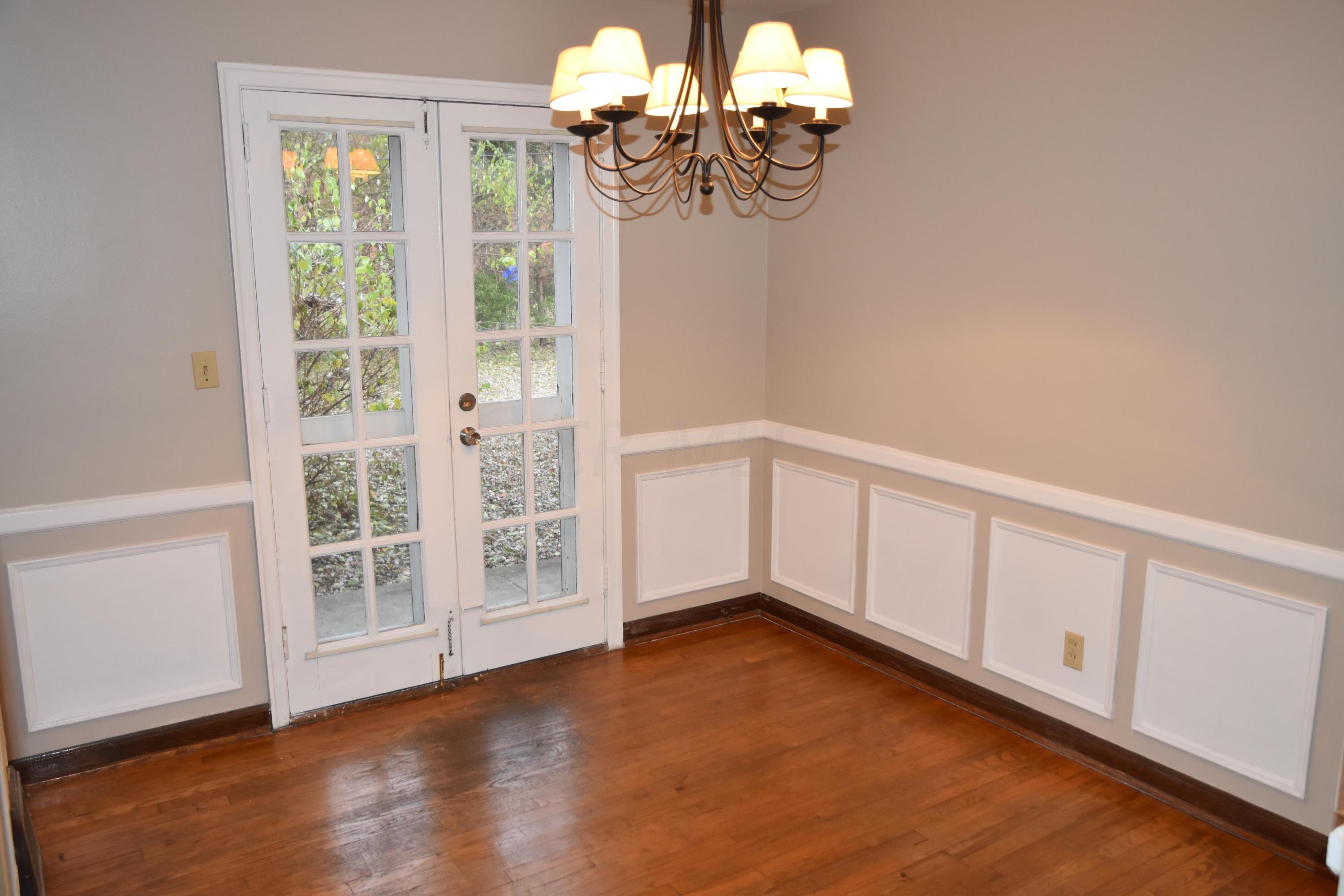 2098 Ridgeview Road, Unit A Columbus, OH 43221 - Photo 4 of 19