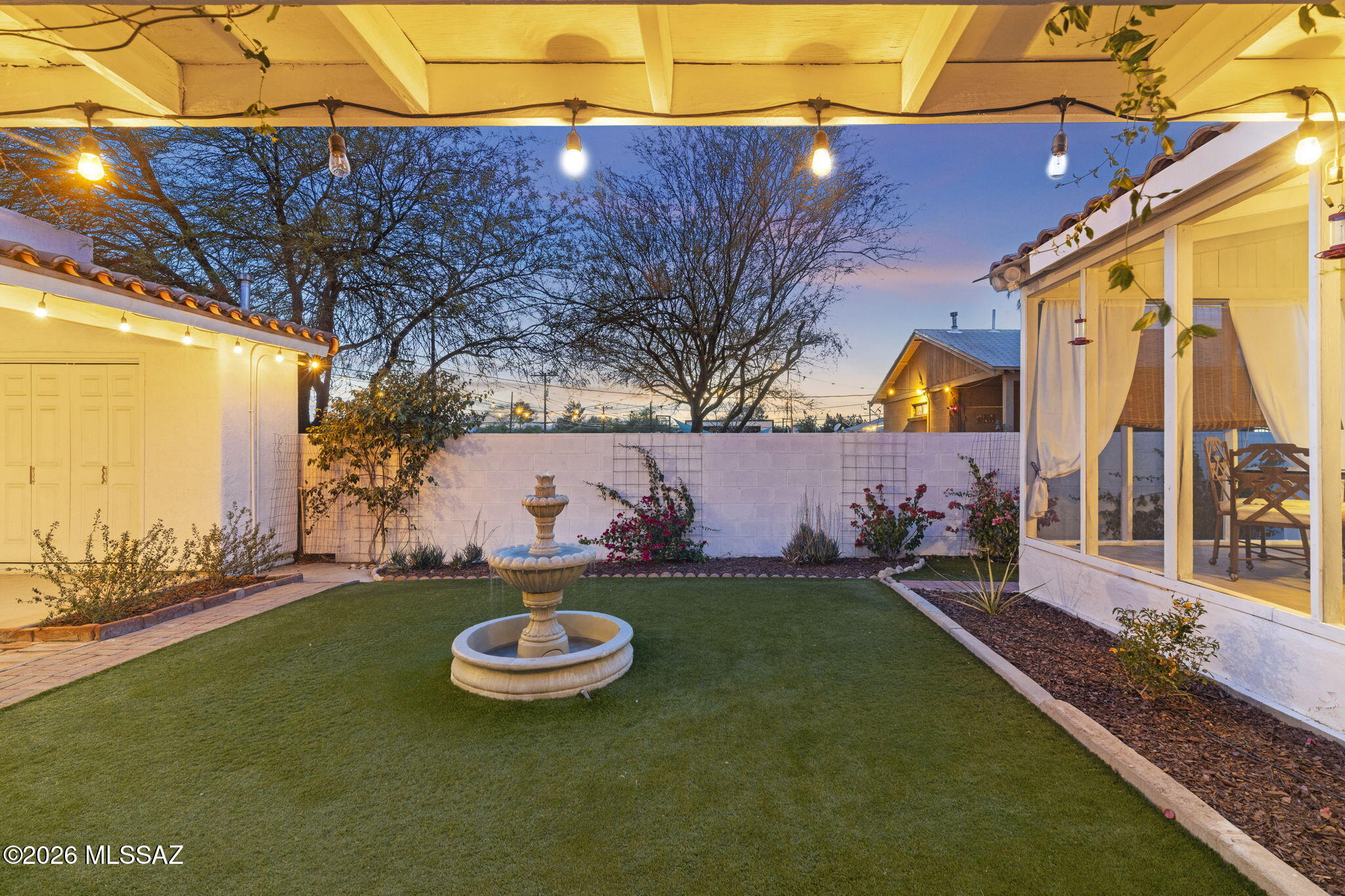 1718 East Grant Road Tucson, AZ 85719 - Photo 6 of 45 Beautifully Landscaped Backyard