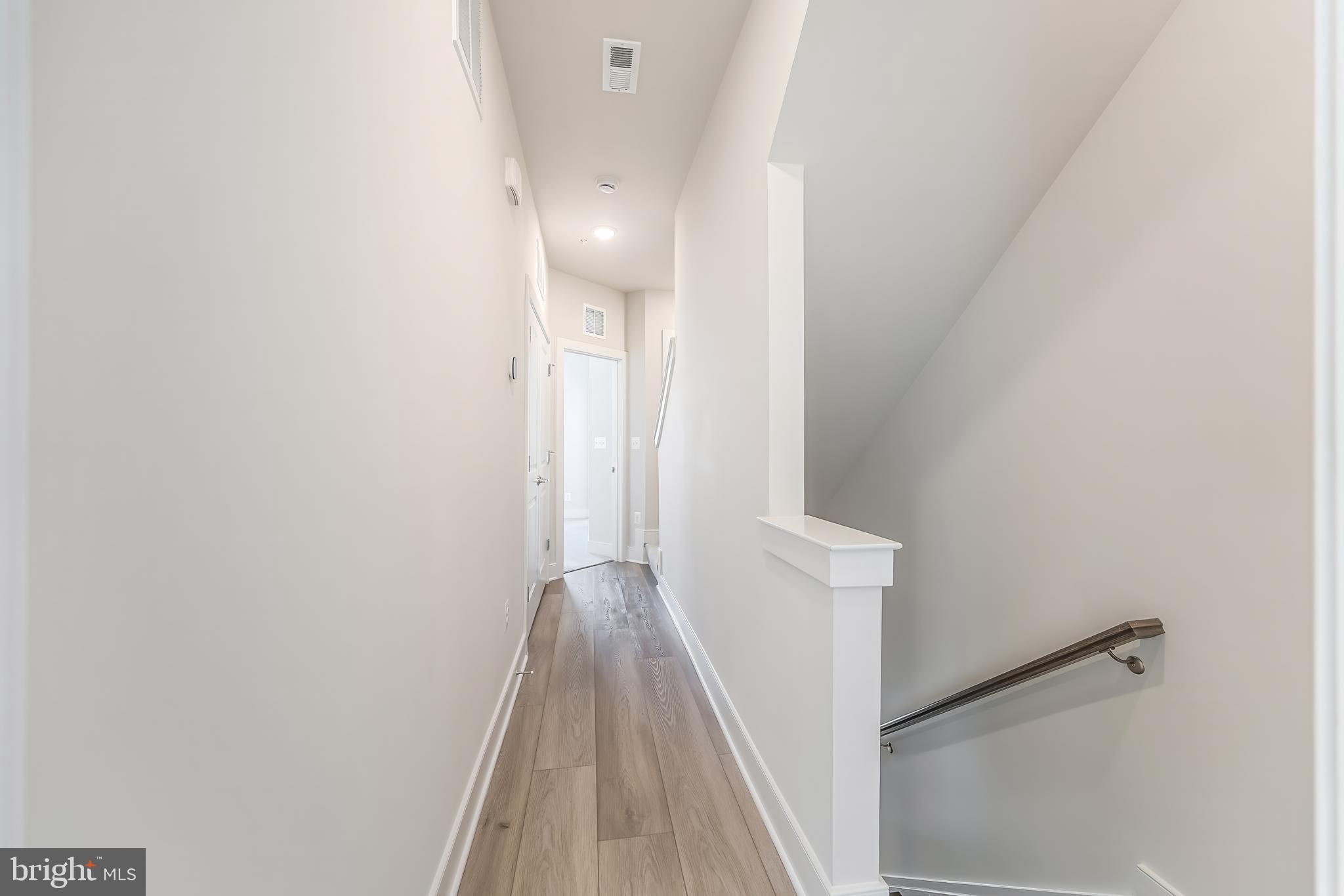 12742 Verdant Way Reston, VA 20191 - Photo 23 of 68