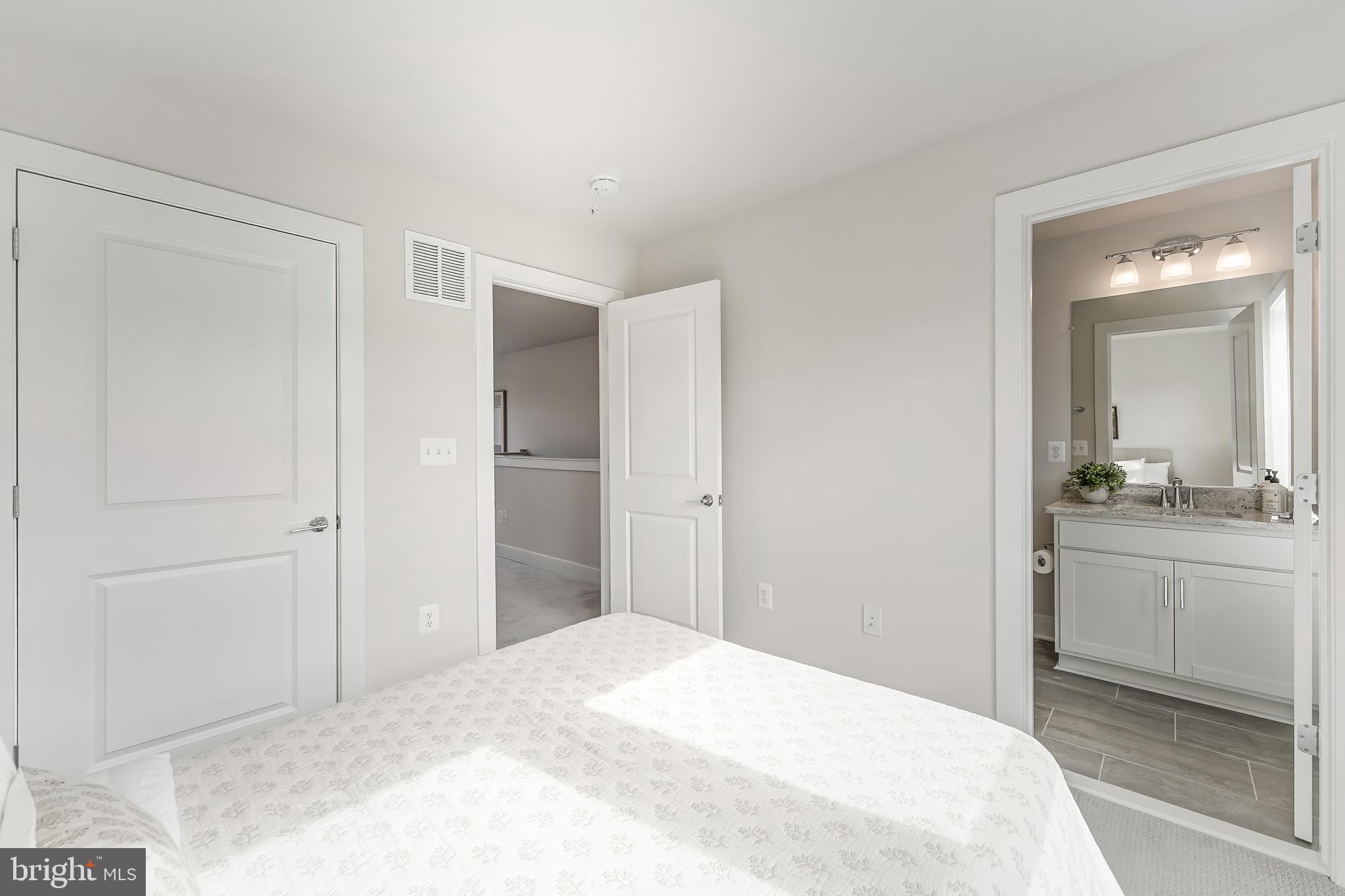12742 Verdant Way Reston, VA 20191 - Photo 44 of 68
