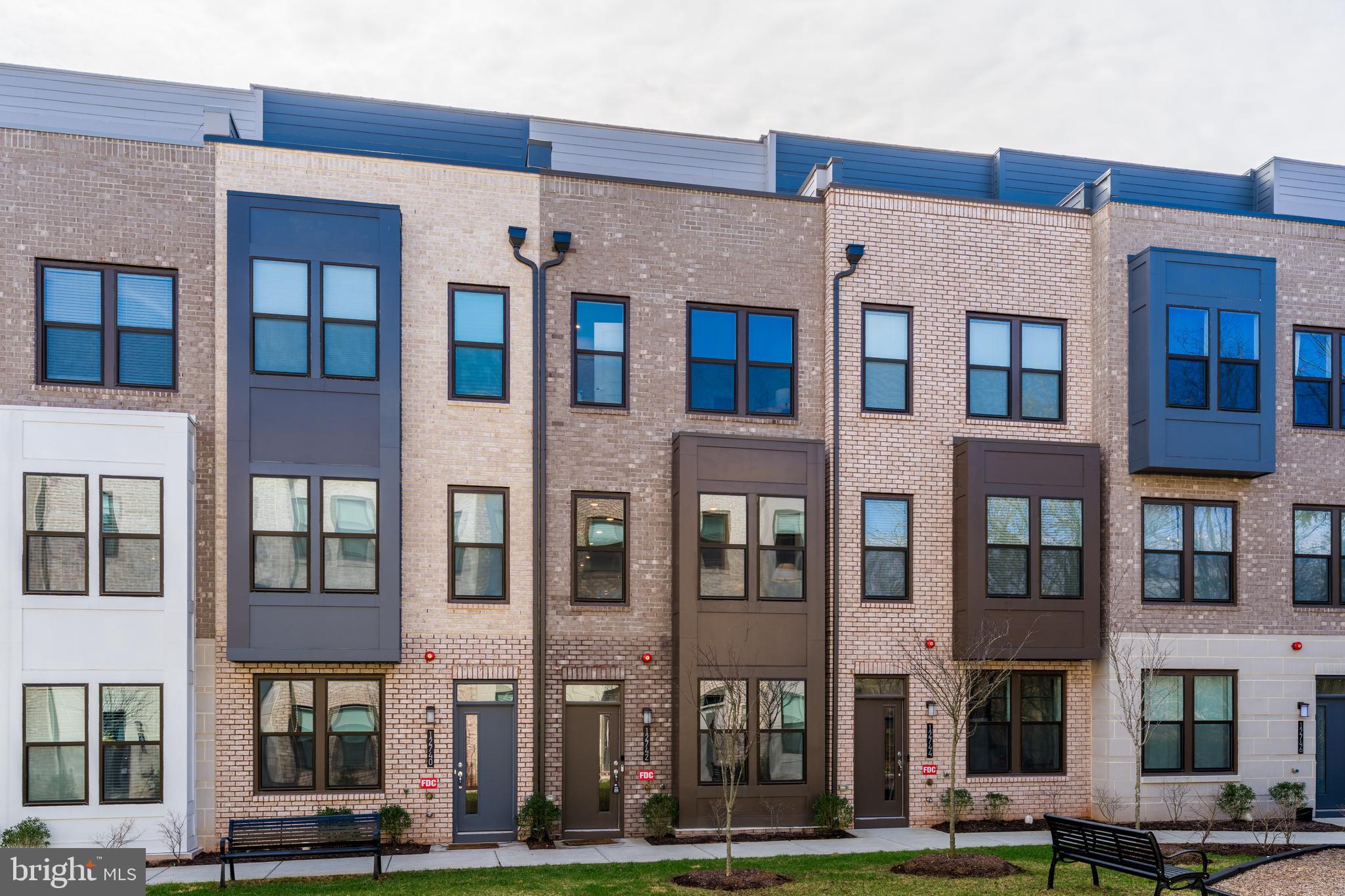 12742 Verdant Way Reston, VA 20191 - Photo 51 of 68