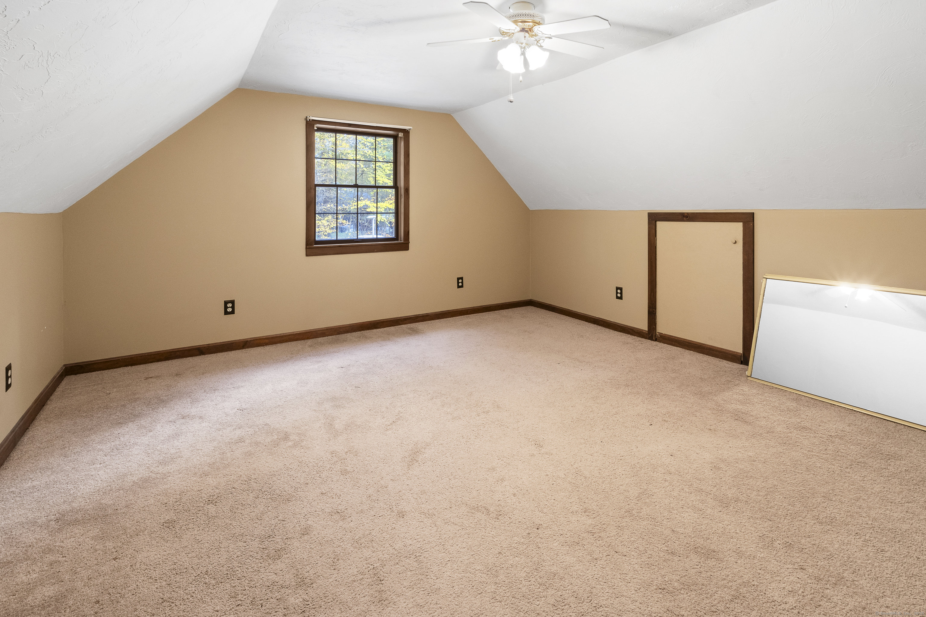 160 Munyan Road Putnam, CT 06260 - Photo 24 of 36 an empty room with a window
