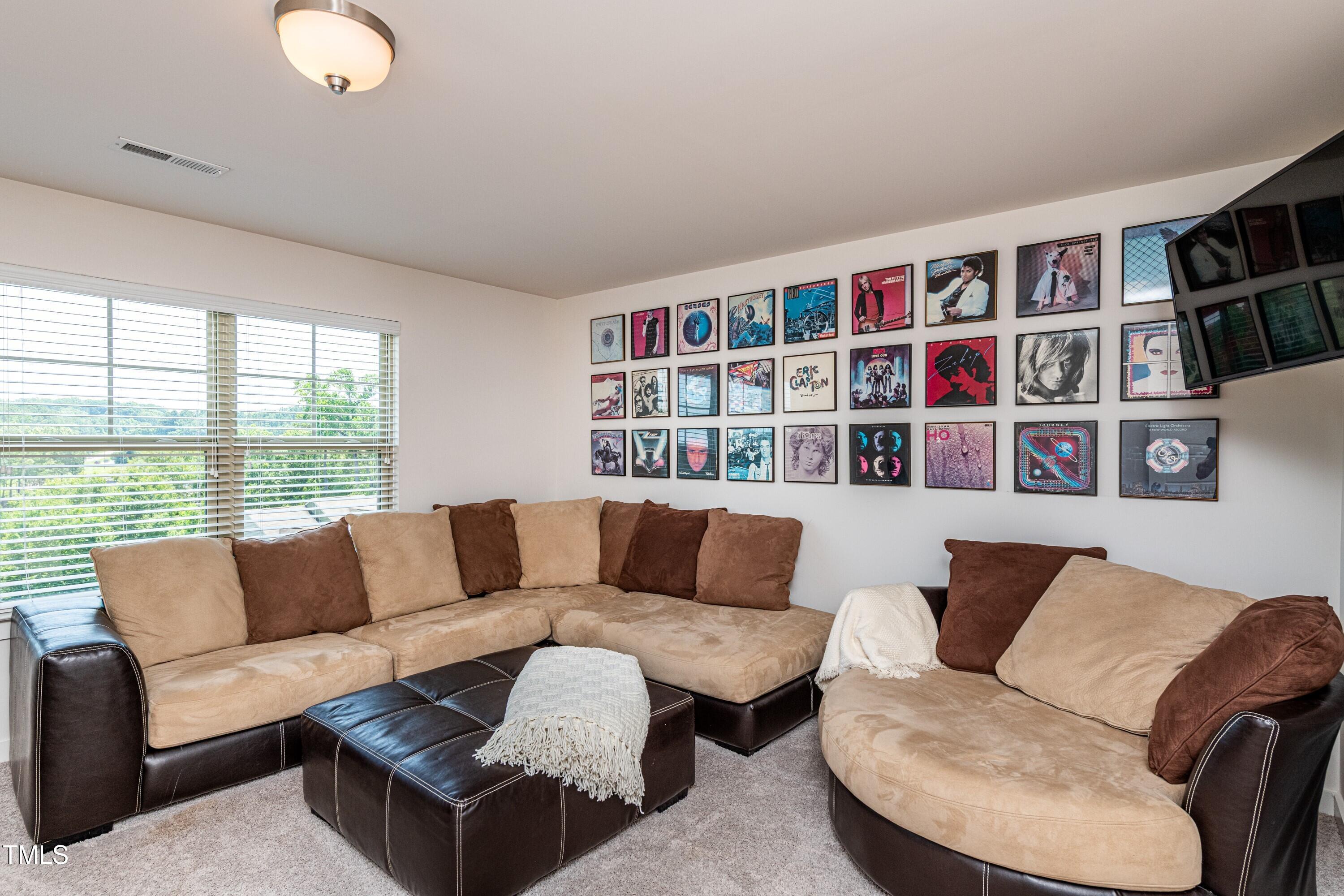 7809 Lillyhurst Drive Raleigh, NC 27612 - Photo 26 of 35
