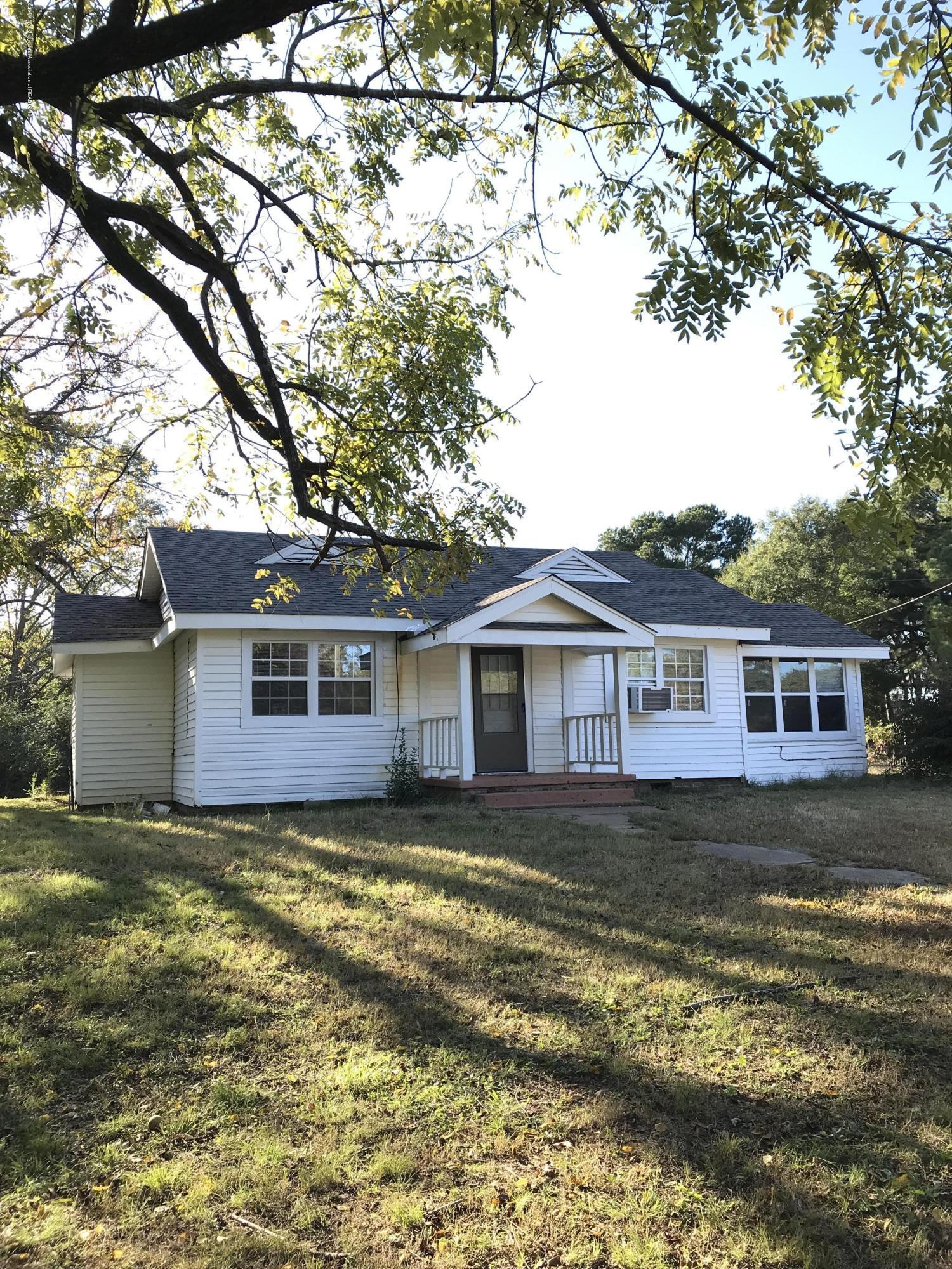 3240 J J Ranch Road Senatobia, MS 38668 - Photo 1 of 11 25ADF6D1-A631-42D9-8203-265BCE528C0B