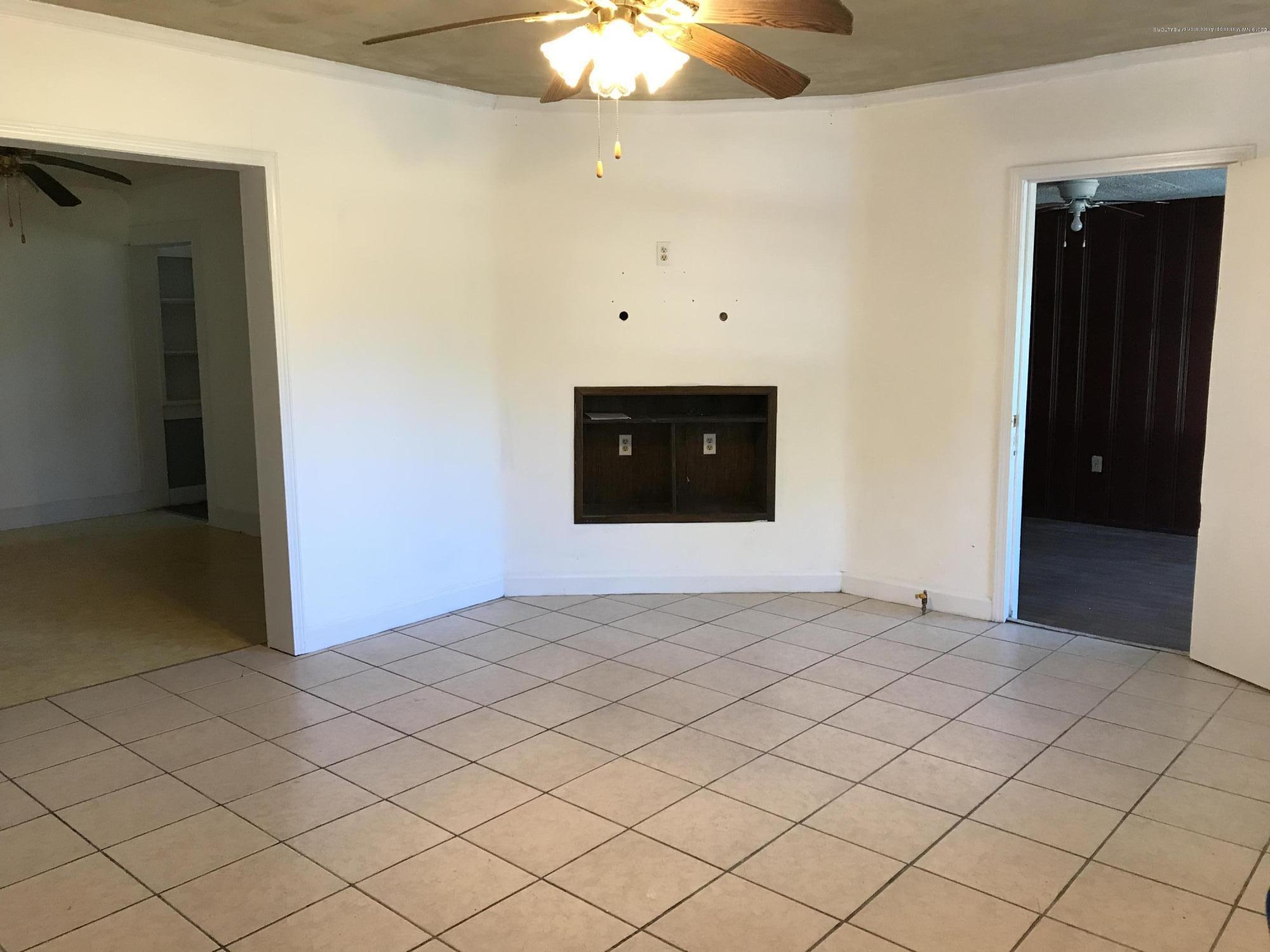 3240 J J Ranch Road Senatobia, MS 38668 - Photo 4 of 11 6D9F1F2D-EAC5-4EE8-9E70-65ACDAFF40FD