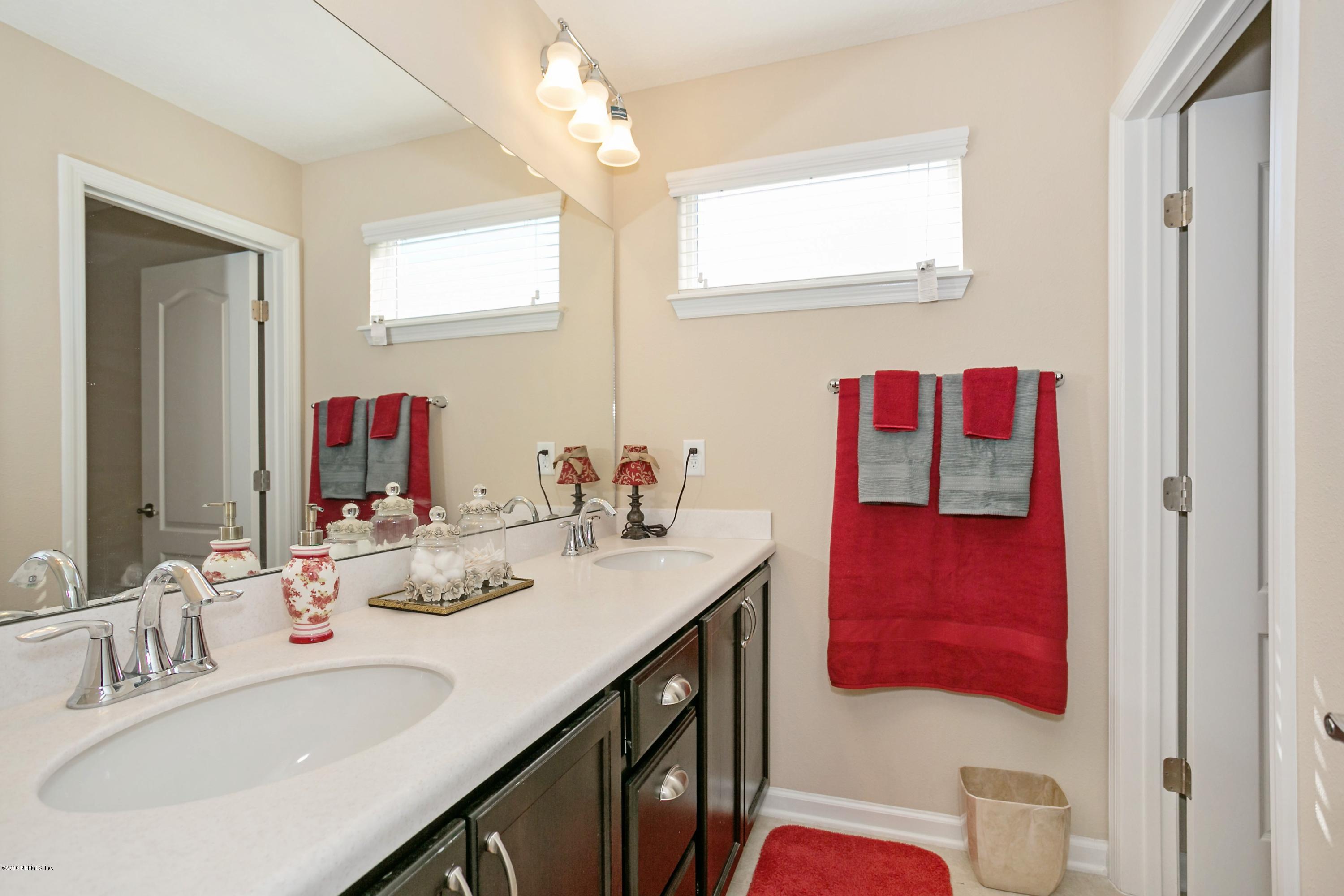 1178 Ballard Ridge Road Jacksonville, FL 32211 - Photo 19 of 22 019_Bathroom 2