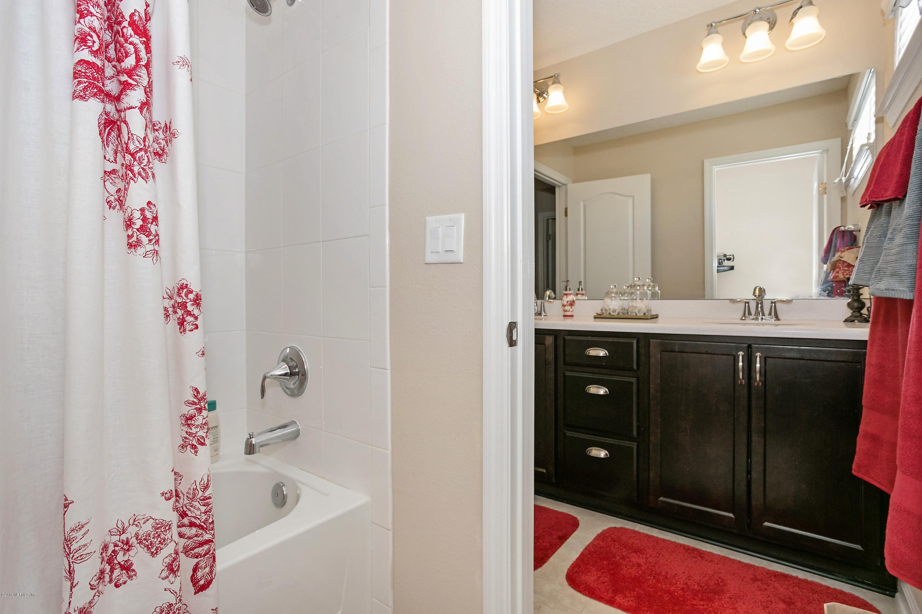 1178 Ballard Ridge Road Jacksonville, FL 32211 - Photo 20 of 22 020_Bathroom 2