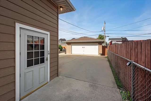 $499,000 | 1630 North 15th Avenue, Melrose Park, IL 60160