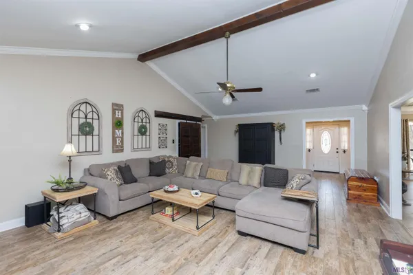 $349,900 | 18025 Burnham Way, Greenwell Springs, LA 70739