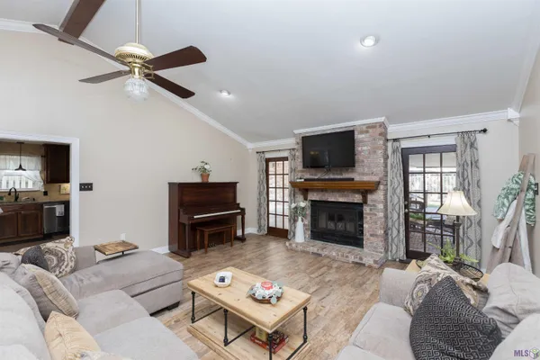 $349,900 | 18025 Burnham Way, Greenwell Springs, LA 70739