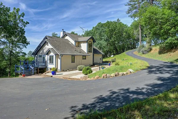 $725,000 | 3120 Verde Robles Court, Camino, CA 95709