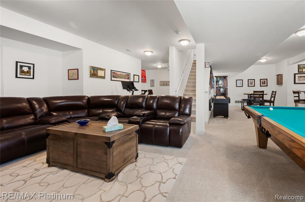 8209 Lee Road Brighton, MI 48116 - Photo 26 of 36 Gallery Image 26
