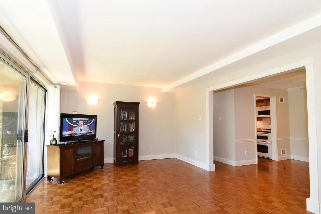11613 Vantage Hill Road, Unit 2A Reston, VA 20190 - Photo 8 of 19 Gallery Image 8