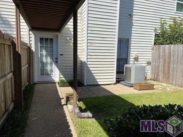 9817 Siegen Lane Baton Rouge, LA 70810 - Photo 2 of 8
