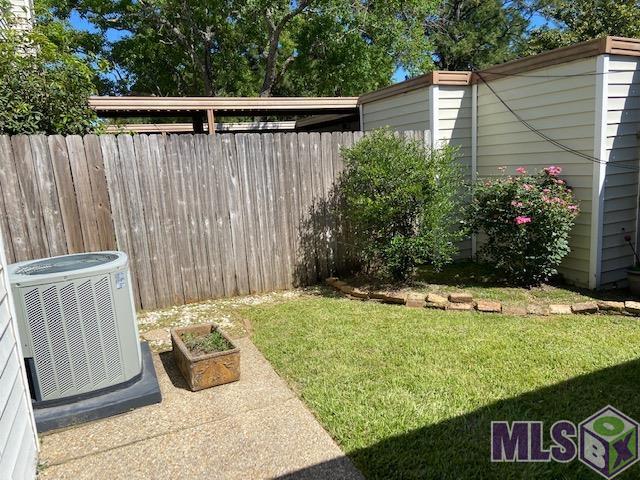 9817 Siegen Lane Baton Rouge, LA 70810 - Photo 3 of 8