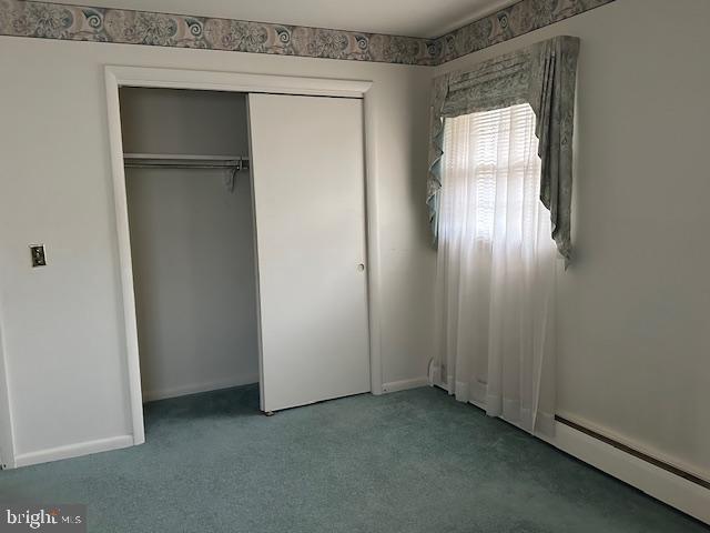 355 George Street Hanover, PA 17331 - Photo 20 of 44 an empty room with windows and closet