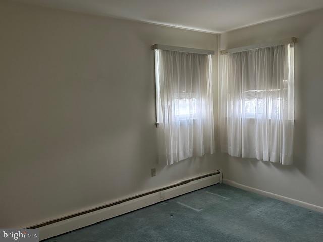 355 George Street Hanover, PA 17331 - Photo 22 of 44 an empty room with window in a room