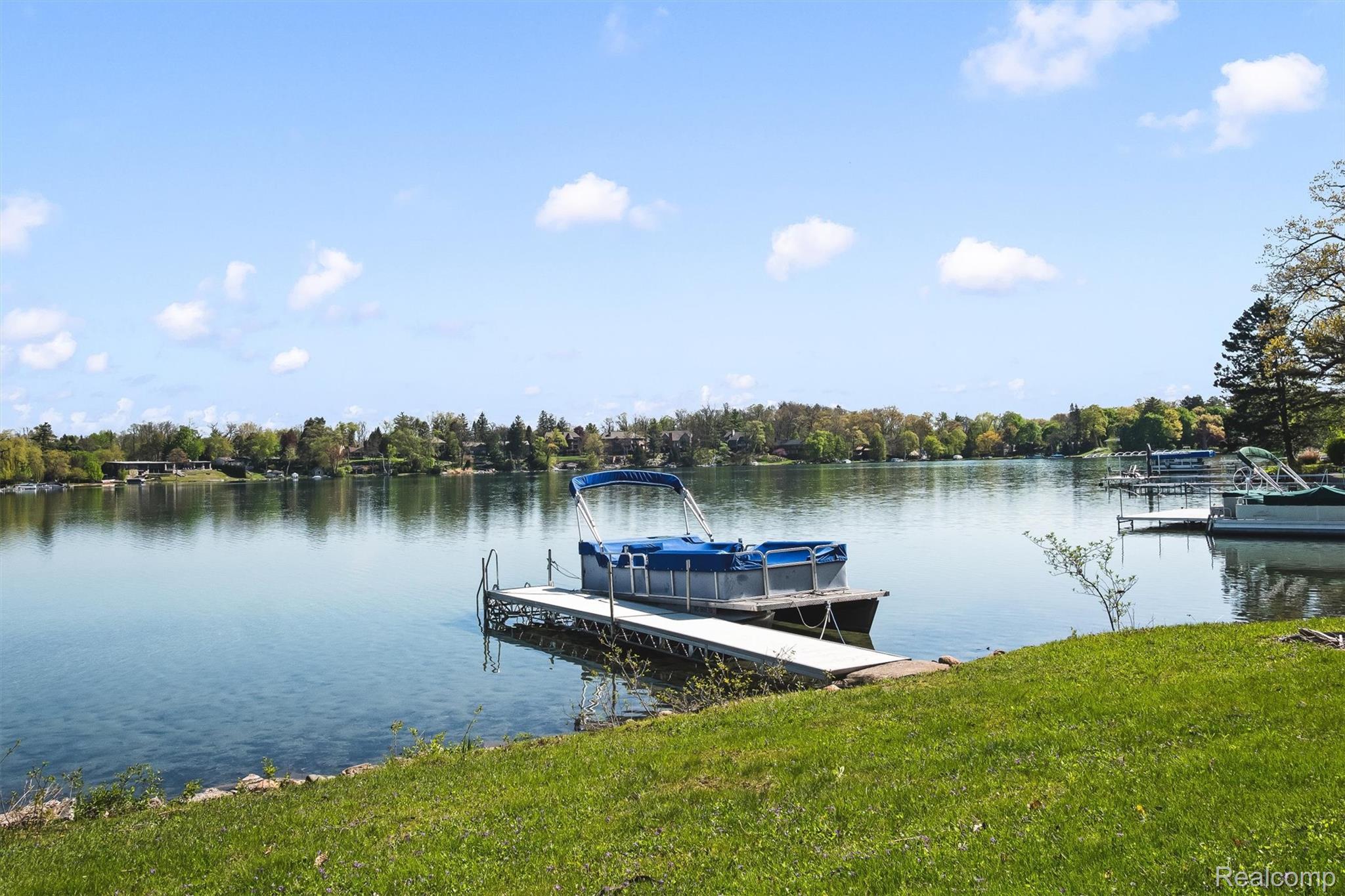 6390 Commerce Road West Bloomfield, MI 48324 - Photo 59 of 74 61-6390 Commerce-58.jpg
