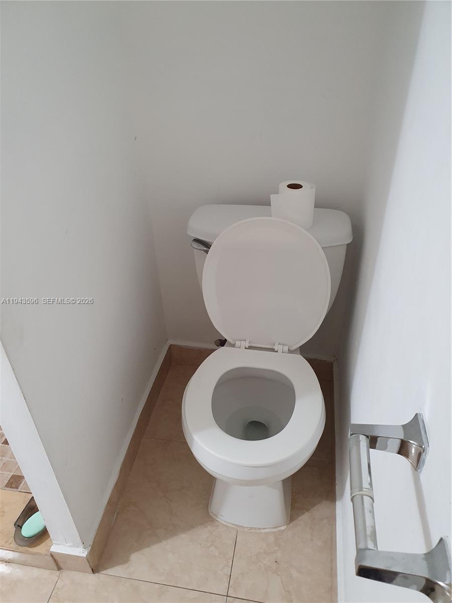 1921 Southwest 107th Avenue, Unit 504 Miami, FL 33165 - Photo 18 of 21 Second Floor