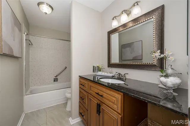 $134,000 | 10381 Oxford Hill Drive, Unit 22, St. Louis, MO 63146