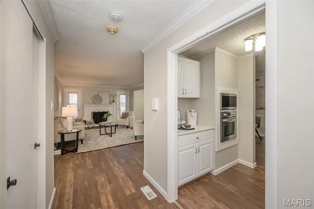 $134,000 | 10381 Oxford Hill Drive, Unit 22, St. Louis, MO 63146