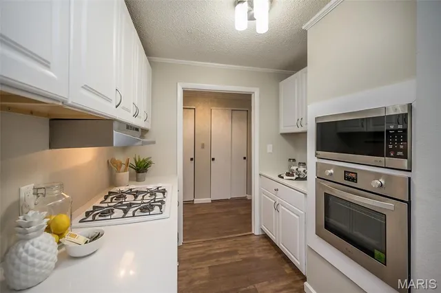 $134,000 | 10381 Oxford Hill Drive, Unit 22, St. Louis, MO 63146