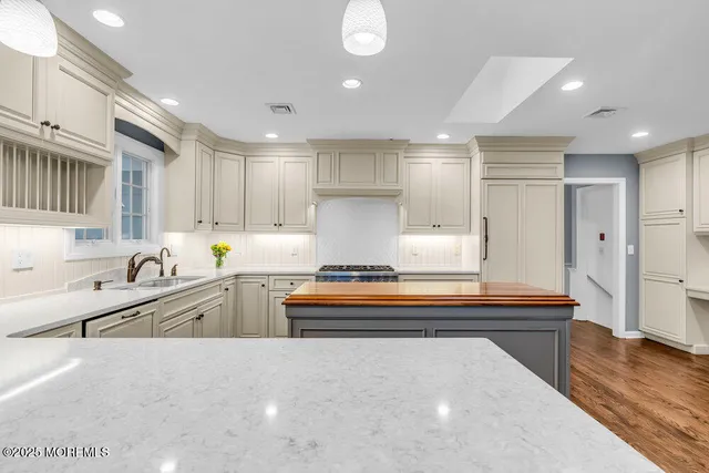 $1,500,000 | 1008 Sunset Drive, Brielle, NJ 08730