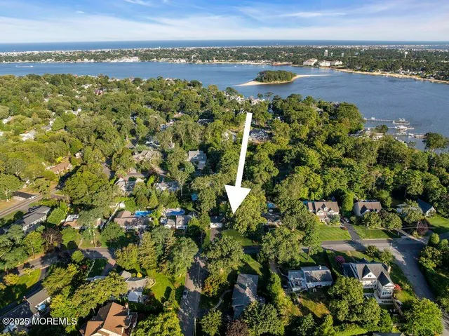 $1,500,000 | 1008 Sunset Drive, Brielle, NJ 08730