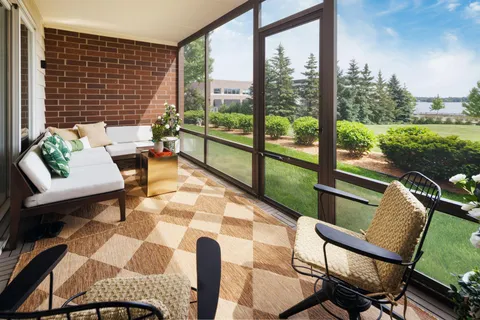 $2,999,000 | 560 Indian Mound Street East, Unit 1C, Wayzata, MN 55391