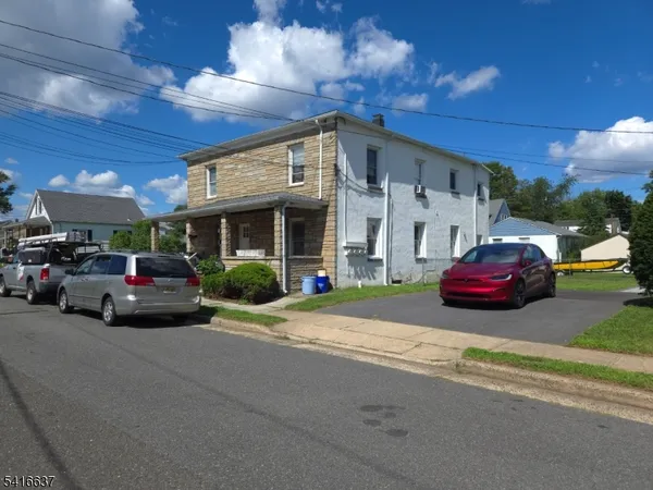 $2,200 | 12 North 6th Avenue, Unit B, Manville, NJ 08835