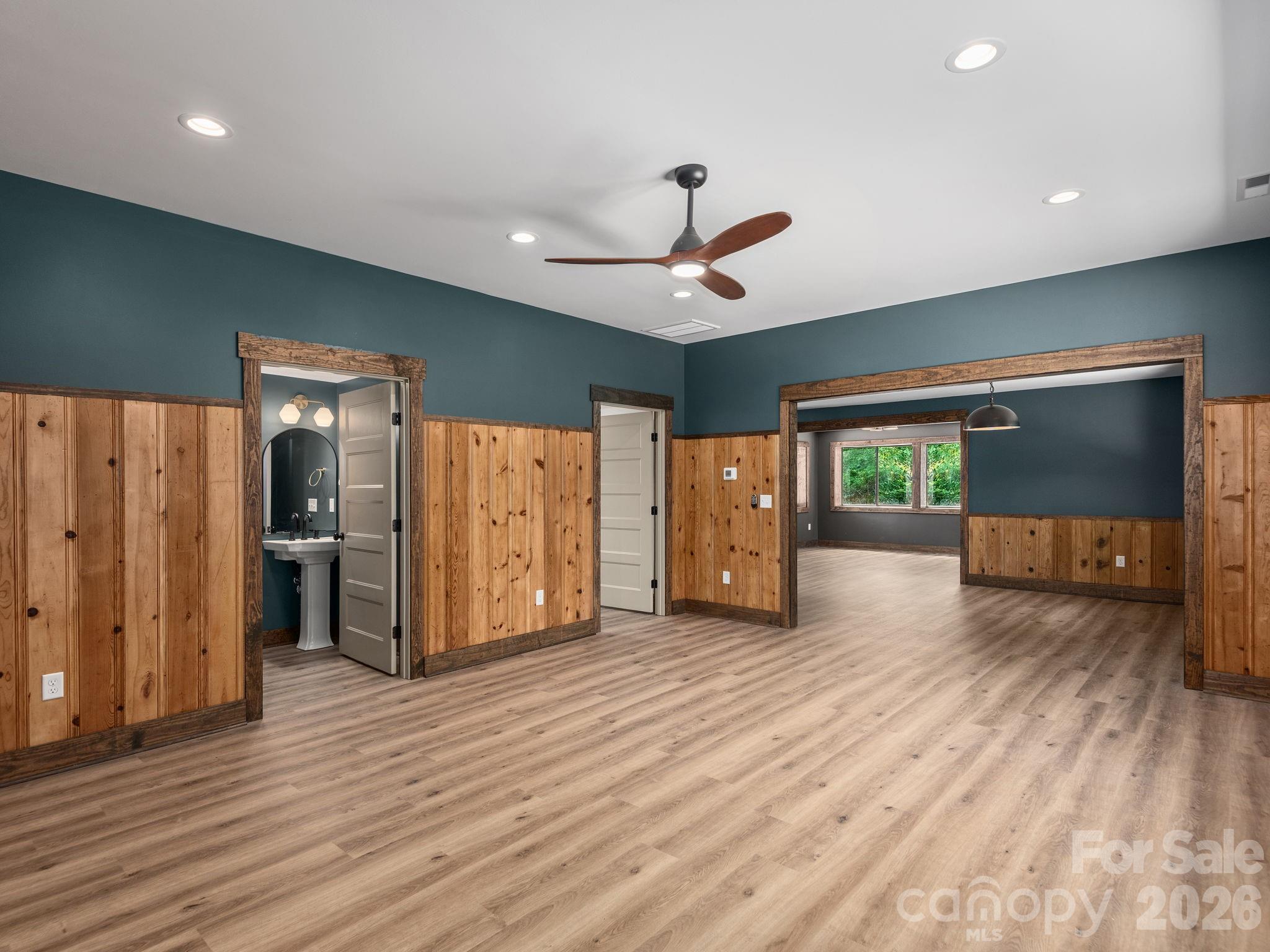 78 Travis Street Clyde, NC 28721 - Photo 5 of 20