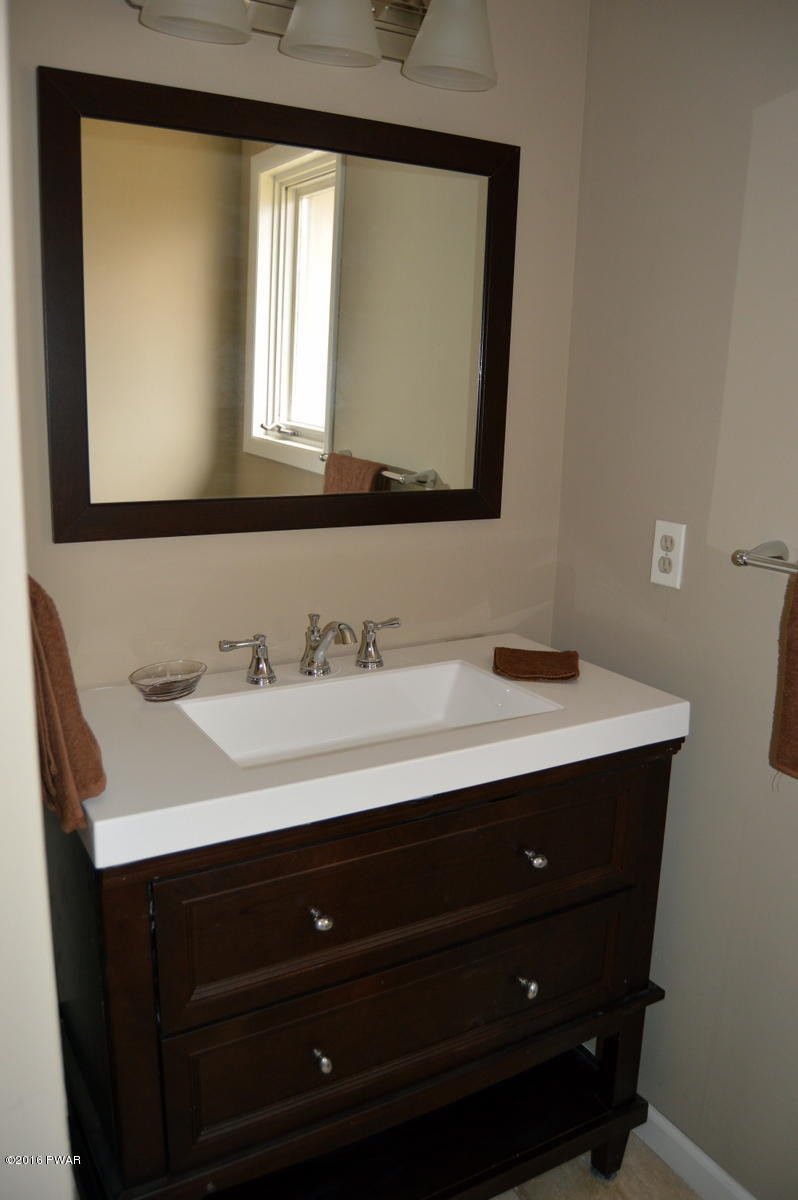 1620 Ridgeview Drive Lake Ariel, PA 18436 - Photo 11 of 16