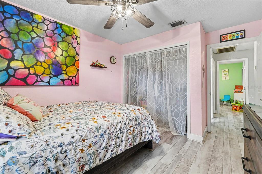 534 Leverett Road Seffner, FL 33584 - Photo 24 of 33