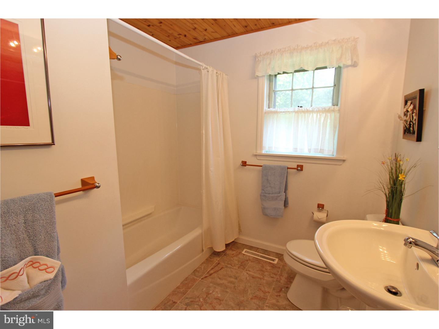304 Greene Road Berwyn, PA 19312 - Photo 15 of 25 Bathroom